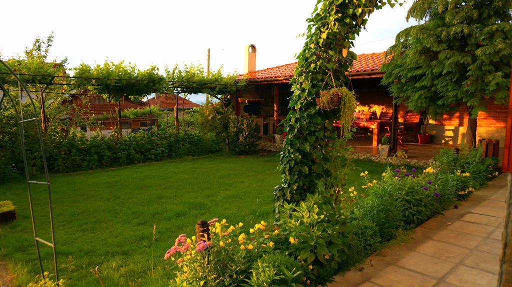 Guest House Simona Sapareva Banya Esterno foto